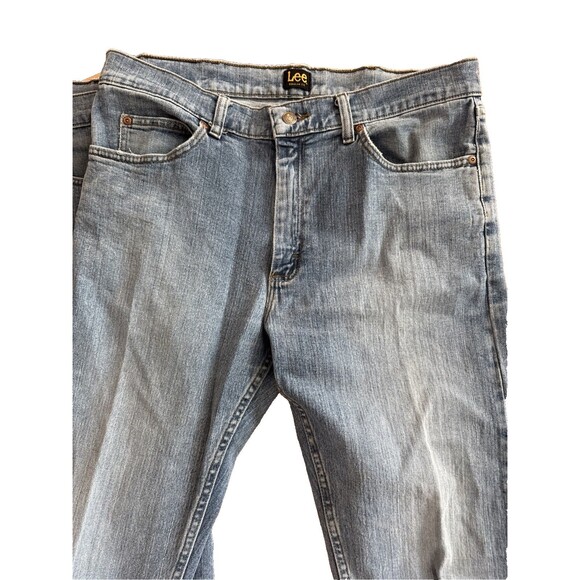 2x Vintage Lee Jeans Light Wash Blue Denim Mens 34x34 Straight Regular Fit - Picture 2 of 13